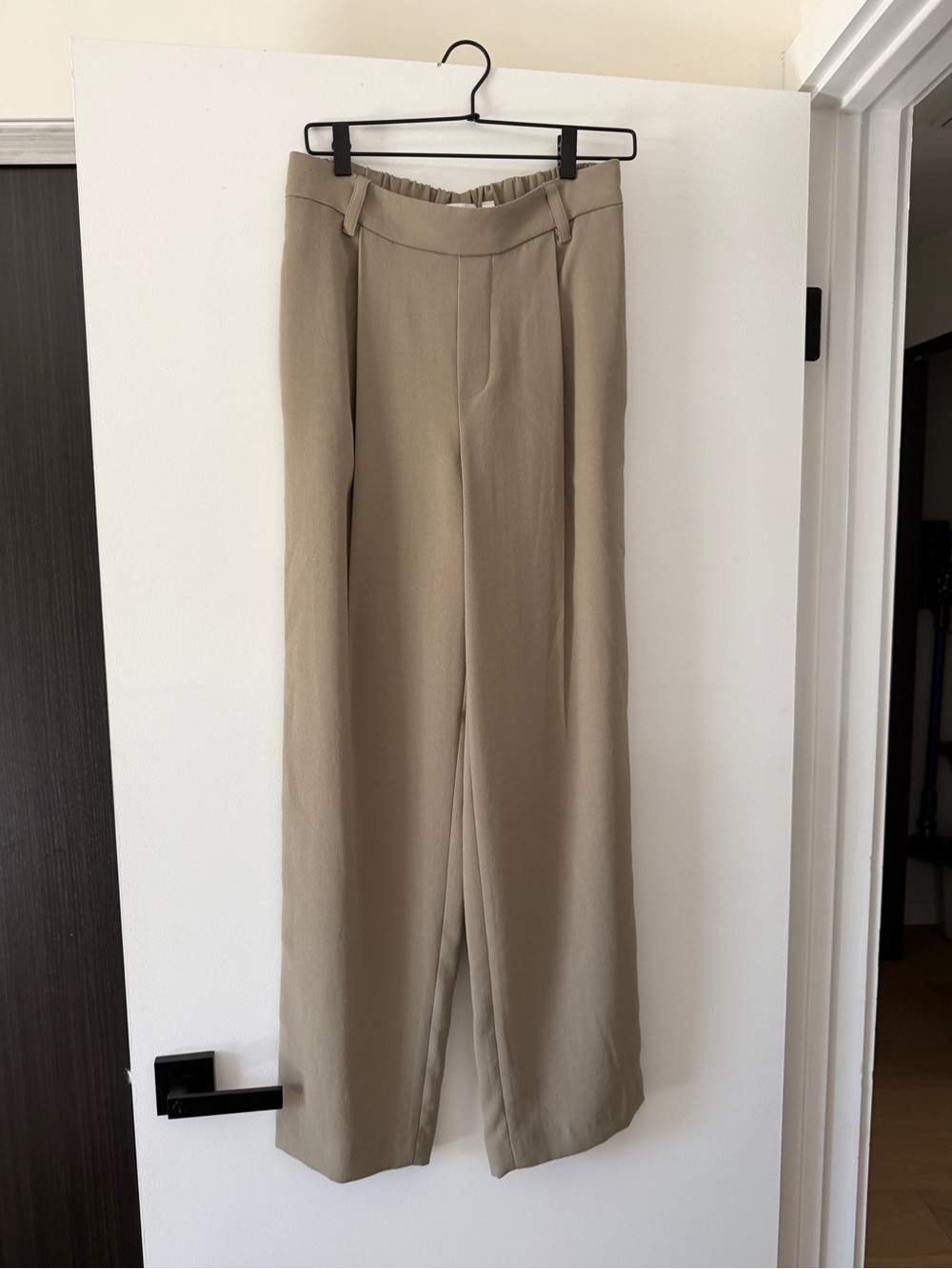 NWT! Vince Wide Leg Pants in Taupe
